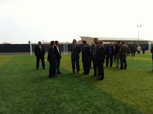 San Pedro del Pinatar mejora sus infraestructuras deportivas gracias al Plan E - 1, Foto 1