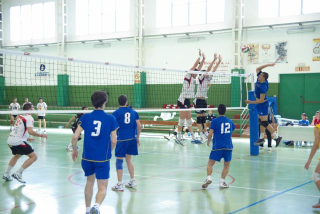 A semifinales el C.V. Postres Reina Caravaca después de vencer 3-1 a Palma Volley - 2, Foto 2