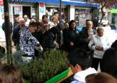 'Montes' celebra el Día Mundial Forestal, repartiendo 800 plantas entre los ciudadanos