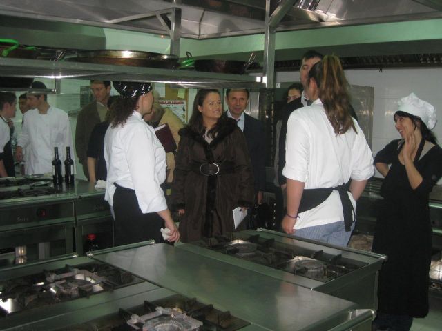 El Ayuntamiento pone en marcha una segunda aula ocupacional para luchar contra el absentismo escolar - 2, Foto 2
