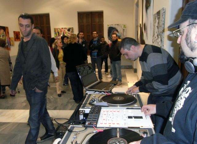 Hacia el interior… muestra la obra de jóvenes artistas urbanos en el Palacio Barón de Benifayó - 2, Foto 2