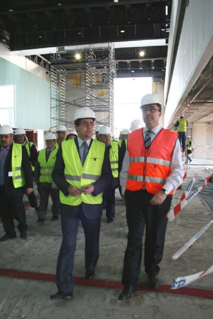 La Mesa Regional del Turismo se reúne en las instalaciones del Aeropuerto Internacional - 2, Foto 2