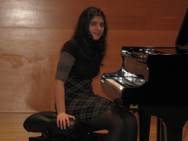 La pianista de Totana, Mª Ángeles Ayala, gana el Concurso Internacional de Lliria (Valencia) - 1, Foto 1