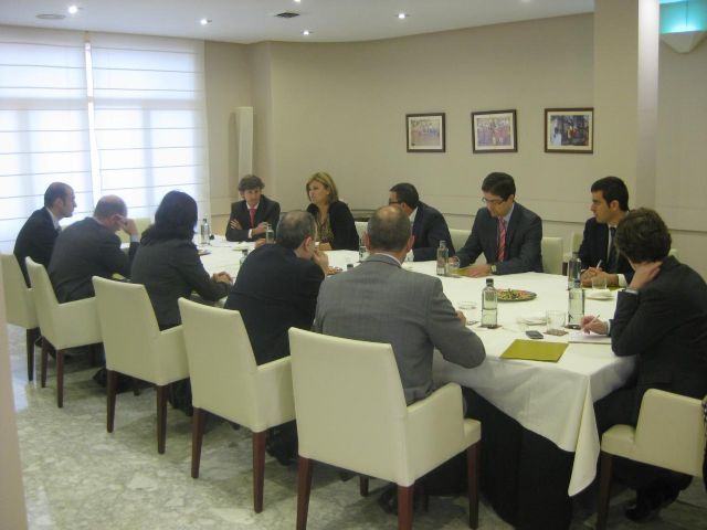 María Isabel Valcárcel se reúne con los directores de hotel de Murcia - 1, Foto 1