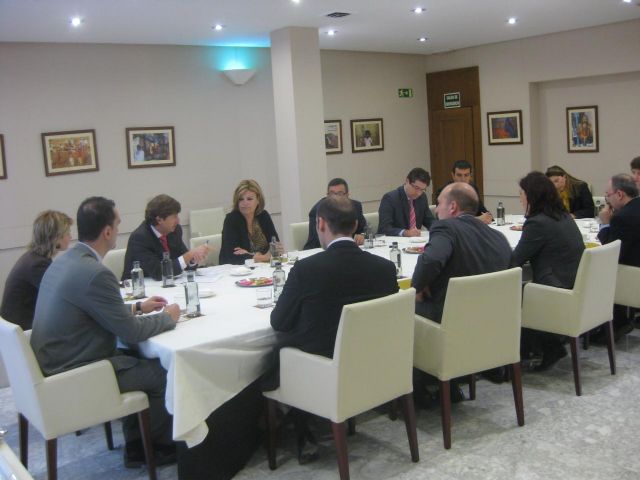 María Isabel Valcárcel se reúne con los directores de hotel de Murcia - 2, Foto 2