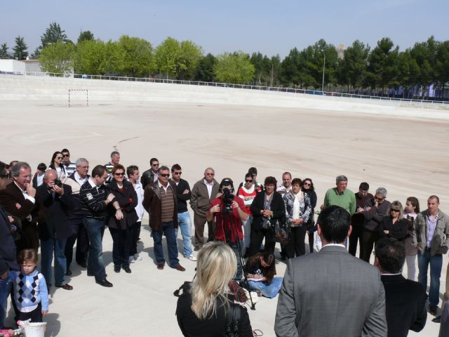Inaugurado el velódromo de la estacada que lleva el nombre del ciclista jumillano Bernardo González - 3, Foto 3