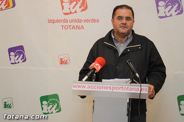 El candidato de IU-Verdes en Totana, Juan José Cánovas, hace un llamamiento al PP y PSOE, Foto 1