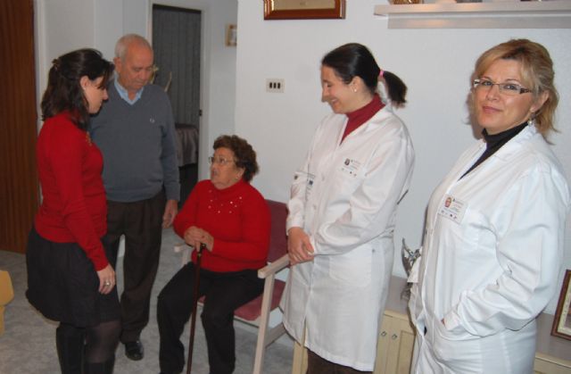 El taller de empleo de ayuda a domicilio, al servicio de los torreños - 1, Foto 1