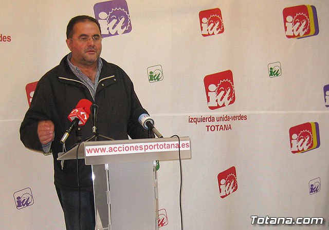 Rueda de prensa IU+LV Totana. Valoración Pleno marzo 2011, Foto 1