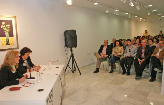 Nieves Herrero ofreció en Puerto Lumbreras la conferencia 'Personajes que me han marcado en 30 años de profesión' - 3, Foto 3