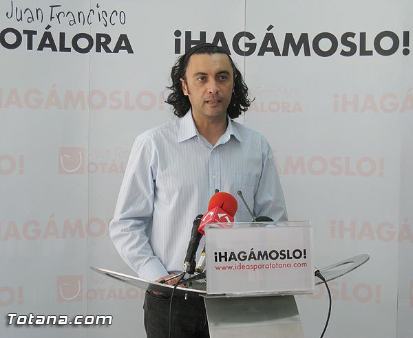 Martínez Usero: Desde que nos reunimos con AEMCO no hemos parado de trabajar para desatascar el Plan General referido al casco urbano, Foto 1