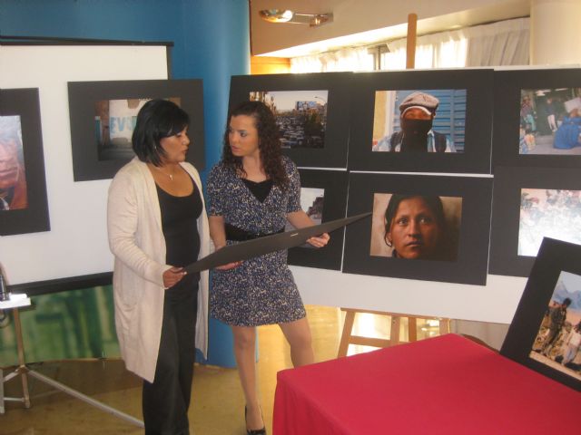 La Fundación Palliri dona al Ayuntamiento una exposición fotográfica sobre contrastes en el Alto de Bolivia - 1, Foto 1