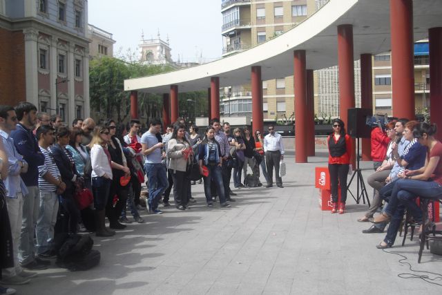 Retegui afirma ante los jóvenes en La Merced que nunca impulsará el copago en educación y sanidad - 1, Foto 1
