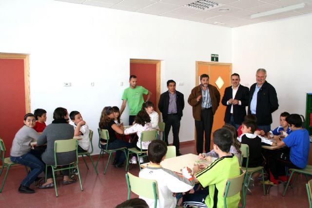 Un grupo de niños de 11 años monta una cooperativa - 3, Foto 3