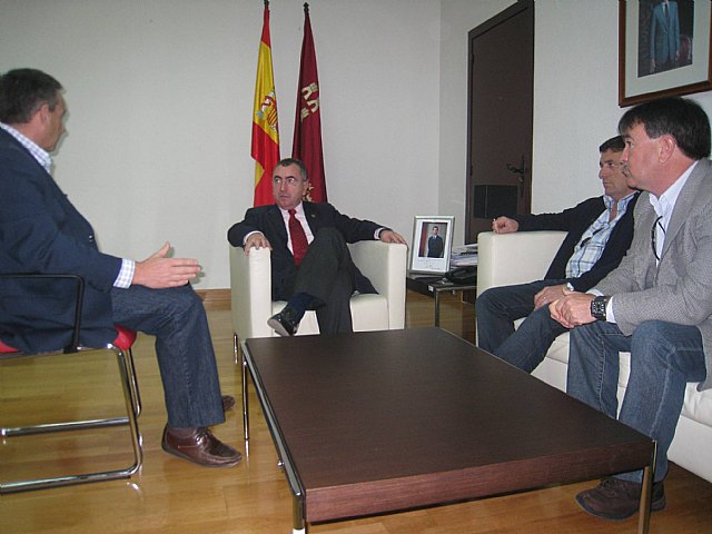 Campos apuesta por potenciar la labor de Protección Civil con una adecuada ordenación jerárquica de los medios personales y materiales - 1, Foto 1