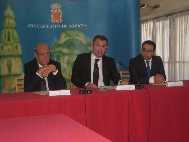 El Ayuntamiento cede un local a la Federación de Peñas Murcianistas en Nueva Condomina - 3, Foto 3