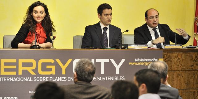 Sánchez presenta el Plan de Eficiencia Energética de Puerto Lumbreras en la Conferencia Internacional ´Energy City´ - 1, Foto 1