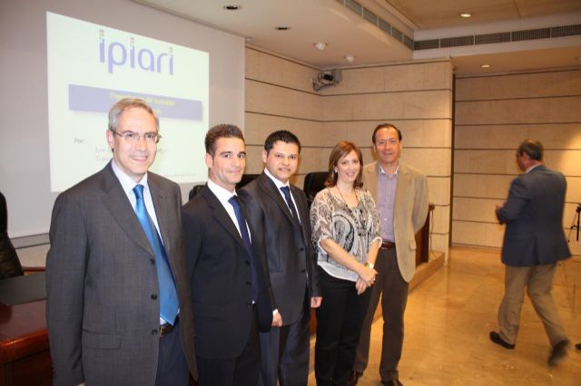 El Alcalde asiste a la presentación de un nuevo buscador para la Red - 2, Foto 2