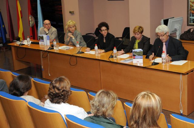 La editorial de la Universidad de Murcia presenta dos obras de la colección de libros históricos - 1, Foto 1