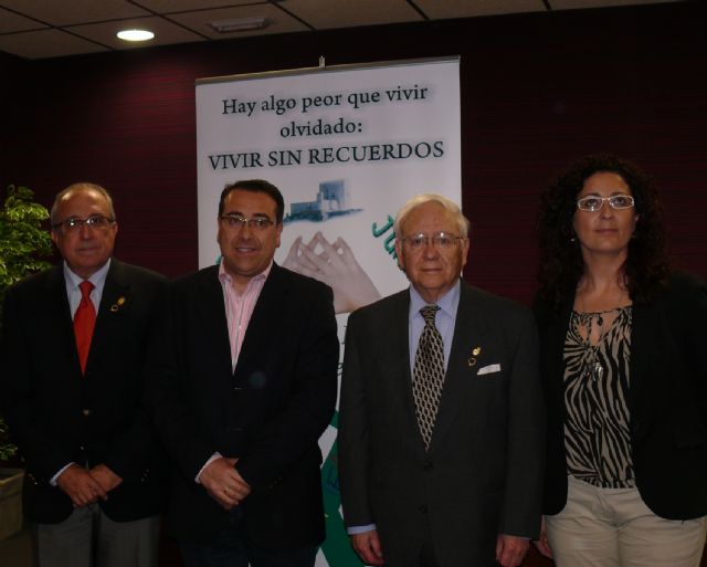 El prestigioso investigador Miguel Marín Padilla ya es presidente de honor de la AFAD Jumilla - 2, Foto 2