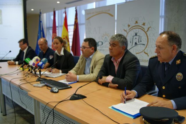 Belén Pérez anuncia que el dispositivo de seguridad y emergencias para la Semana Santa de Lorca contará con 550 personas y 75 vehículos - 1, Foto 1