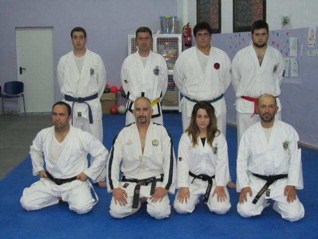 Deporte de alto nivel y defensa personal en la escuela de taekwondo de La Unión - 1, Foto 1