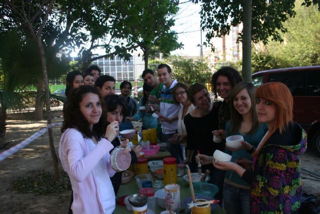 Los alumnos del IES Ben Arabí aprenden el arte de la Cerámica Rakú - 3, Foto 3