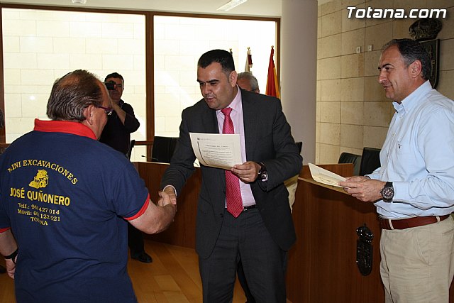 48 desempleados han obtenido la tarjeta profesional de la construccin cuya formacin ha sido impulsada por AEMCO en colaboracin con el ayuntamiento - 7