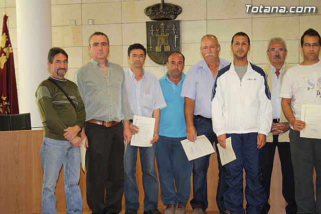 48 desempleados han obtenido la tarjeta profesional de la construccin cuya formacin ha sido impulsada por AEMCO en colaboracin con el ayuntamiento - 24