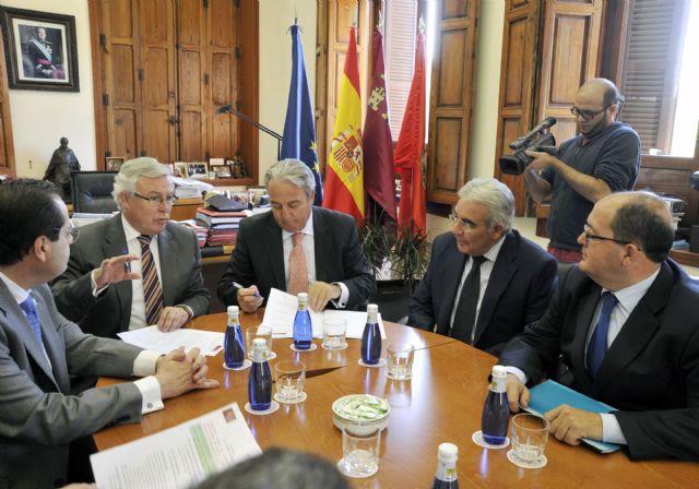 Cajamar financiará actividades culturales y científicas de la Universidad de Murcia - 1, Foto 1