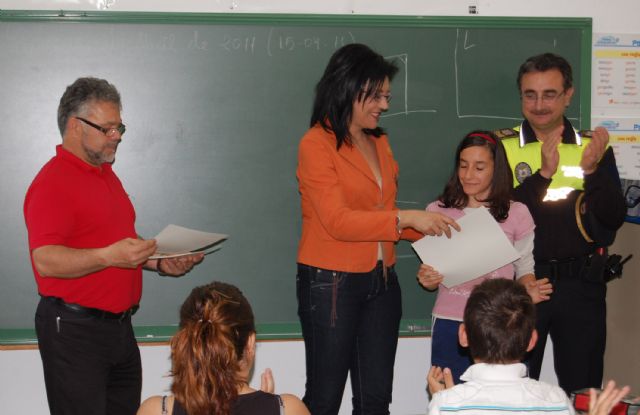 Los escolares del colegio Dolores Escámez de Lorquí, diplomados en educación vial - 4, Foto 4
