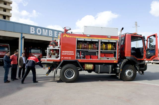 Bomberos adquiere un camión nodriza todoterreno para acceder a zonas de montaña - 4, Foto 4