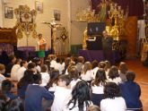 La capilla-museo de la Cofradía del Rollo recibió la visita de alumnos del colegio Santa Ana