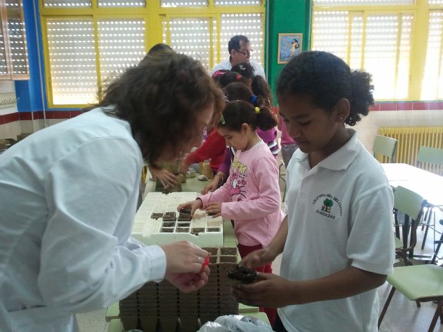 Más de 90 alumnos de los centros educativos de Alguazas participan en charlas y talleres sobre medioambiente - 1, Foto 1