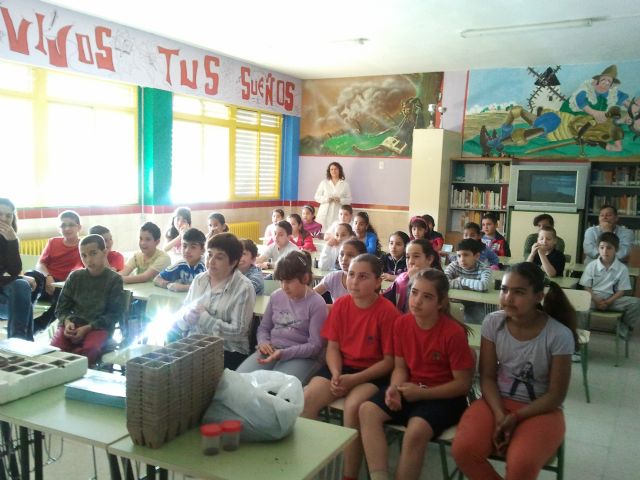 Más de 90 alumnos de los centros educativos de Alguazas participan en charlas y talleres sobre medioambiente - 3, Foto 3