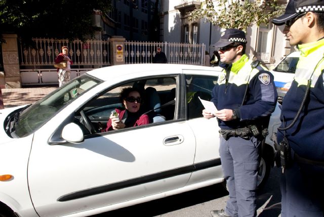 Denunciados 15 conductores en la campaña sobre distracciones al volante - 1, Foto 1