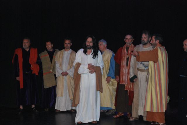 El Teatro Cervantes acogió el Auto del Prendimiento y la Bocina - 3, Foto 3