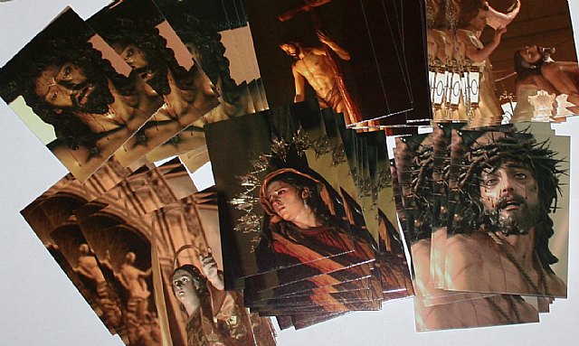 Editan 30.000 postales jóvenes fotográfos para promocionar la Semana Santa de Cieza - 1, Foto 1