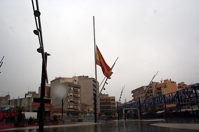 El Alcalde de Alcantarilla decreta un día de luto oficial en el municipio por la muerte del niño en la tarde de ayer - 3, Foto 3