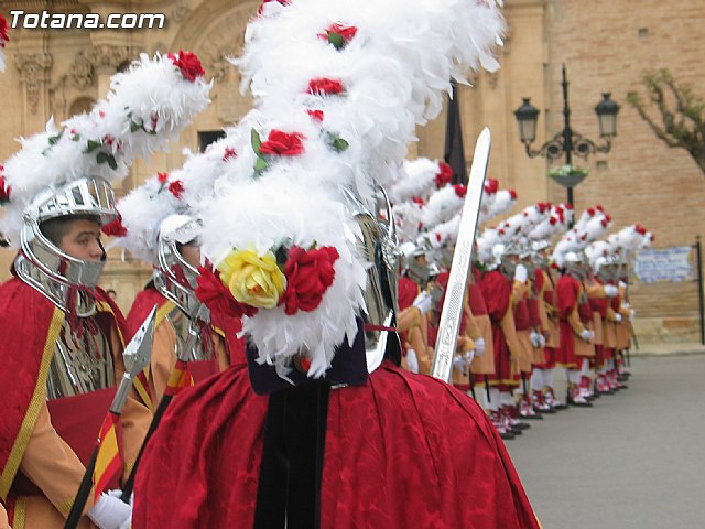 El alcalde de Totana hizo la tradicional entrega de la bandera a Los Armaos - 2