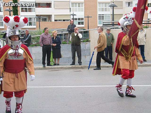 El alcalde de Totana hizo la tradicional entrega de la bandera a Los Armaos - 8