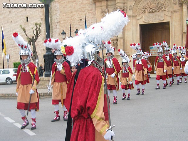 El alcalde de Totana hizo la tradicional entrega de la bandera a Los Armaos - 9
