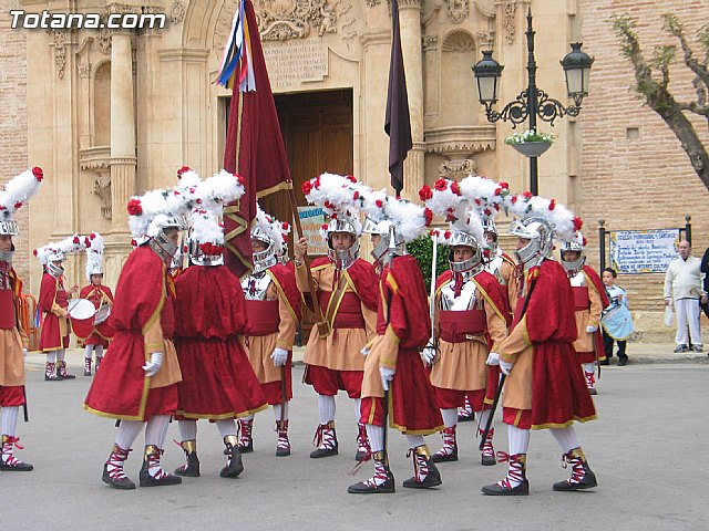El alcalde de Totana hizo la tradicional entrega de la bandera a Los Armaos - 21