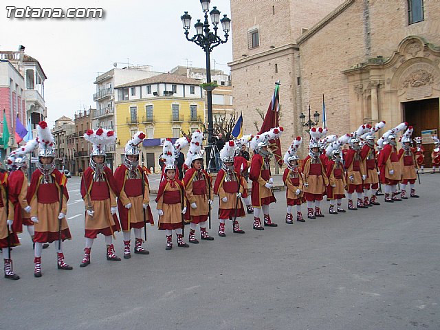 El alcalde de Totana hizo la tradicional entrega de la bandera a Los Armaos - 40