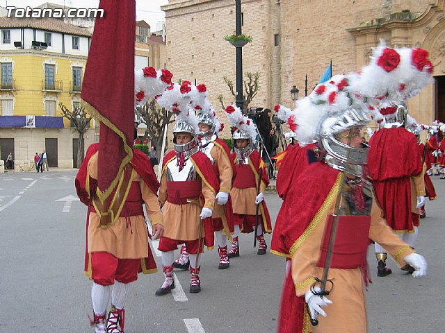El alcalde de Totana hizo la tradicional entrega de la bandera a Los Armaos - 42