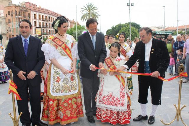 Las barracas dan la bienvenida a las Fiestas de Primavera 2011 - 1, Foto 1