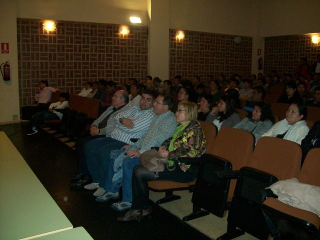 Fernando Vera se reúne con Cecilia Erique, Cónsul de Ecuador en Murcia - 1, Foto 1