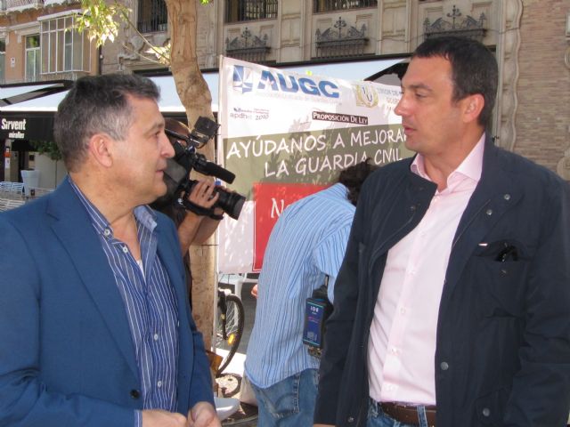 IU-Verdes apoya la ILP para actualizar la ley de Personal de la Guardia Civil - 2, Foto 2