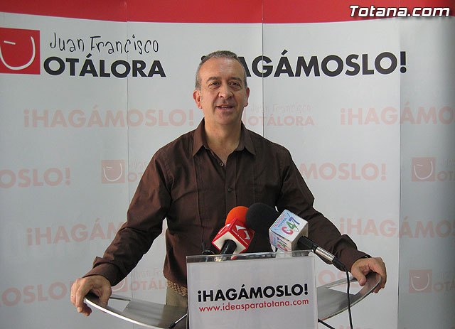 Rueda de prensa PSOE Totana sobre medidas para crear empleo, Foto 1