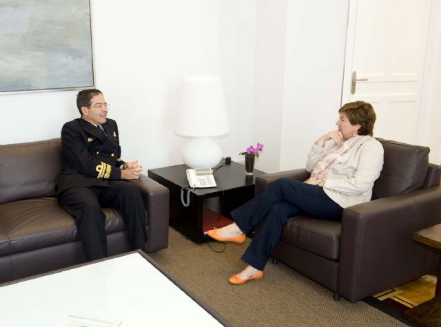 El nuevo Almirante de Acción Marítima se presenta a la alcaldesa - 1, Foto 1